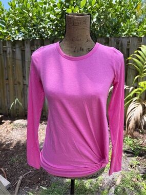 Lilly Pulitzer Luxletic tops NWOT